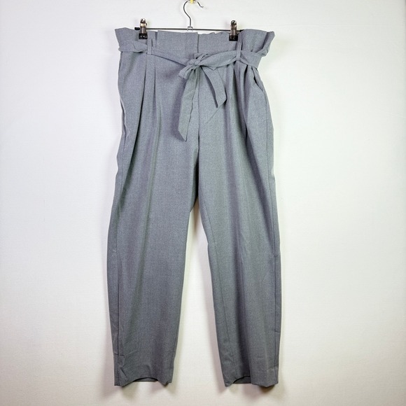 LOFT Pants - LOFT Gray Paperbag‎ Waist Tie Belt Pleated Tapered Pants Size LP